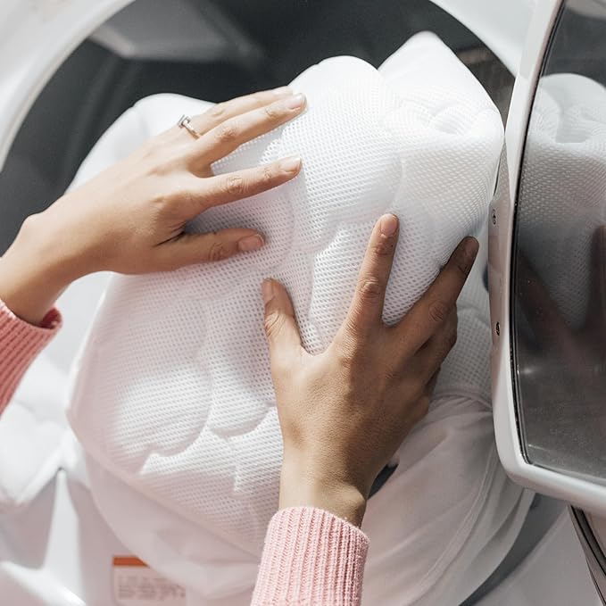 Newton Baby Waterproof Crib Mattress Pad | Ultra-Breathable Quilted Layer for Comfort & Universal Fitted Skirt for Secure Fit | Machine Washable | Crib Mattress Protector Pad Waterproof, 1 Pack