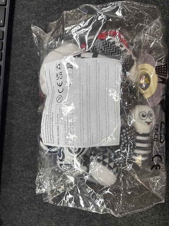 Car Seat Toys for Babies, 0-6 Months Stroller Activity Black White Baby Spiral Plush Toys Newborn High Contrast Sensory Carseat Toys with 4 Pendants Hanging Boys Girls Gift