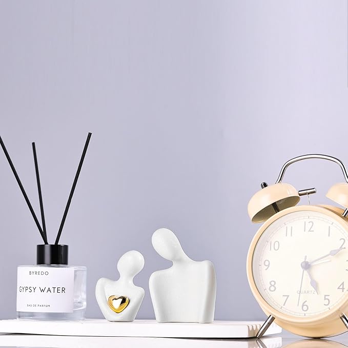 XMGZQ Mini Couple Statue Tv Stand Decor Items for Living Room Home Decor,Bedroom Decor for Couples Sculpture for Anniversary Wedding,Love Gifts for Couples 2025,Knick Knacks for Shelves