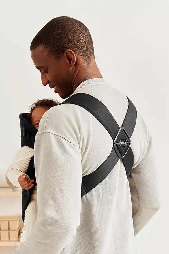 BabyBjörn Baby Carrier Mini, Black, Woven | Newborn Carrier (7-25 lbs), Ergonomic, Easy-to-Use