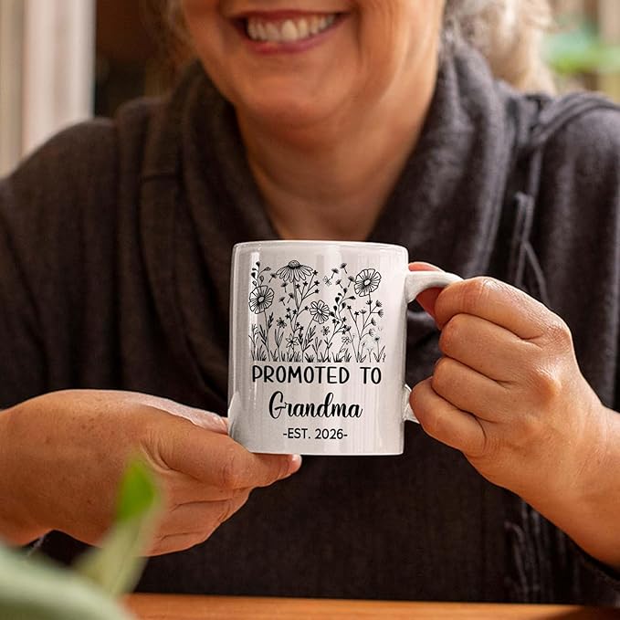 Customized Promoted To Grandma Accent Mug, New Grandma Pregnancy Announcement White Coffee Cup 11 15 Oz, Personalized Grandmother EST 2026 Ceramic Coffee Mug Gift For New Grandmother Nana Gigi Mimi