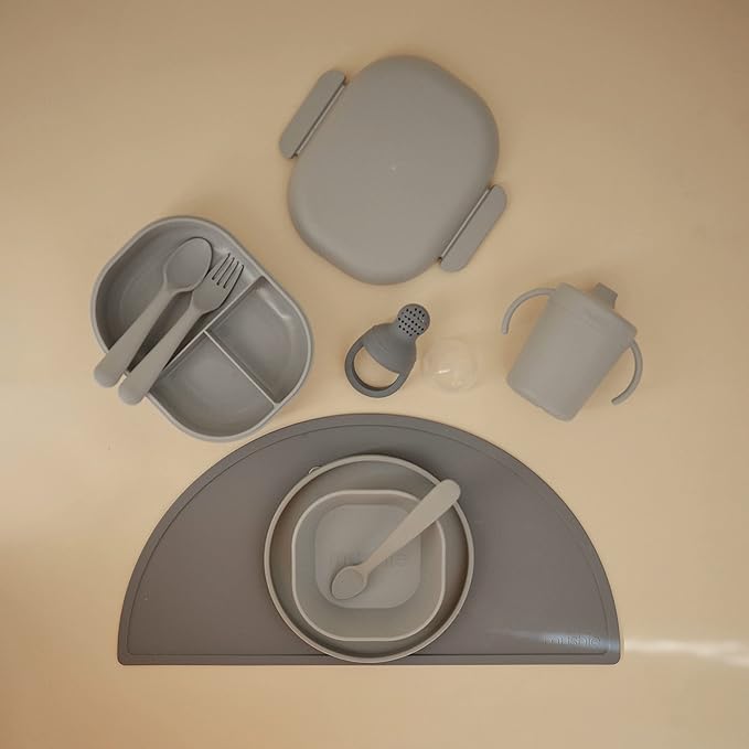 mushie Kids Bento Lunch Box | 3-Compartment & Removable Divider + Fork & Spoon Utensils | Great For Meals, School, Snacks On-the-Go | Dishwasher Safe (Cloud)