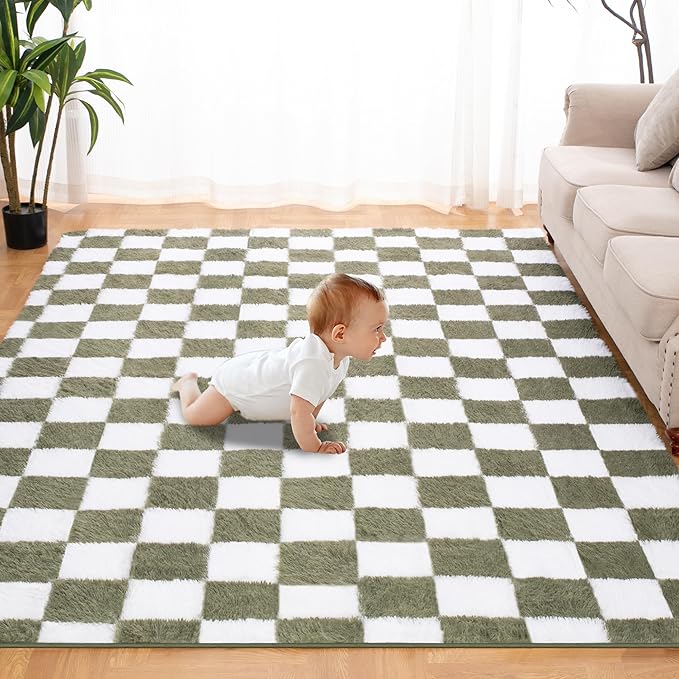Super Soft Rug for Bedroom, 4x6 Ft Green and White Area Rug Classic Checkered Shaggy Anti-Skid High Pile Soft Fluffy Rug Fuzzy Carpet for Living Room Bedroom Kids Room Nursery, Dorm Home Decor