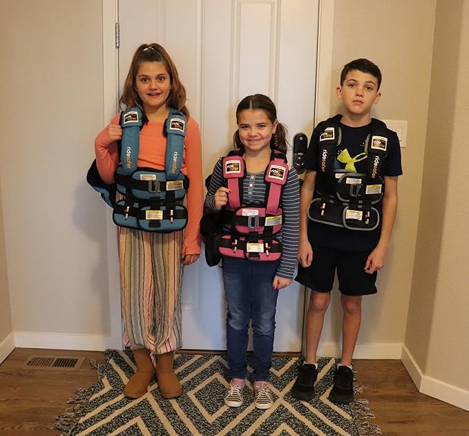 Small Pink, Lightweight, Compact, Portable Car Seat - Perfect for Travel and Everyday Child Safety