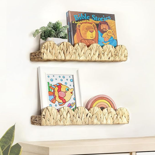 AELS Scalloped Nursery Bookshelf, Set of 2, Picture Ledge Shelf for Wall Decor, Woven Natural Water Hyacinth Floating Shelves for Books, Toys, Photo Frames, Nursery, Boho Modern Farmhouse Book Shelf