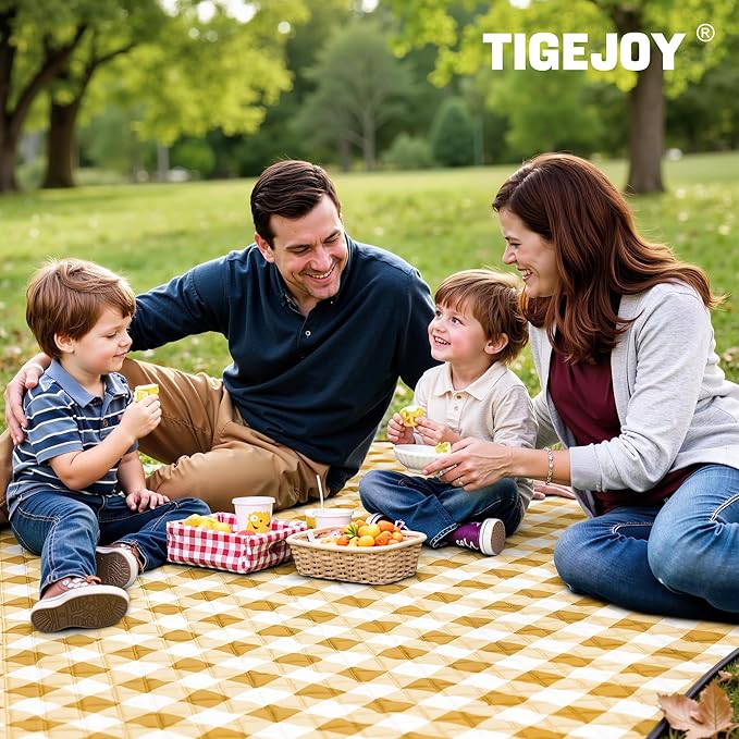 TigeJoy Extra Large Picnic Blanket Waterproof Foldable 80''x118'', Outdoor Picnic Mat Beach Blanket Sandproof for Park, Grass, Travel, Hiking, Camping Essentials, Gingham Picnic Blanket