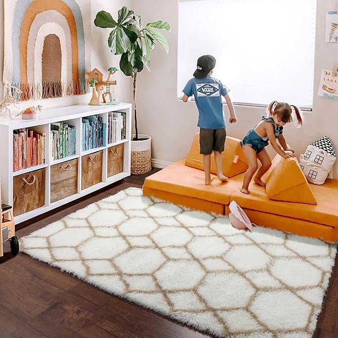 ONASAR Area Rugs for Bedroom Living Room, Washable 4x6 Fluffy White and Beige Throw Rug, Geometric Boho Shaggy Soft Plush Floor Carpet for Nursery Kids Girls Boys Teen Dorm Home Decor Aesthetic