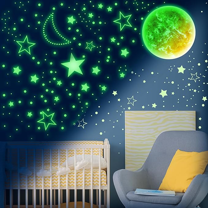 965 PCS Glow in The Dark Stars and Sun for Ceiling, Luminous Stars and Planet Wall Decals, Kids Room Decor, Glowing Galaxy Wall Stickers for Nursery Decorations (Green)