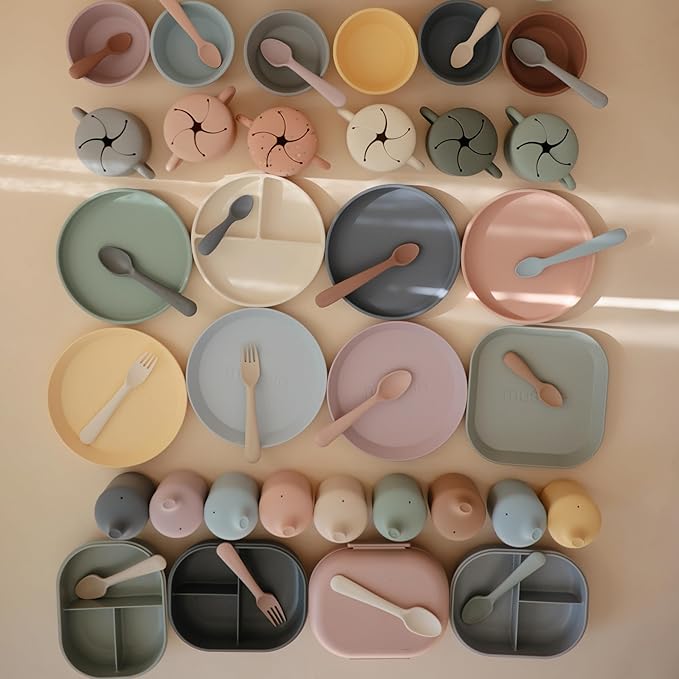 mushie Square Dinnerware Plates for Kids | Made in Denmark, Set of 2 (Sage)