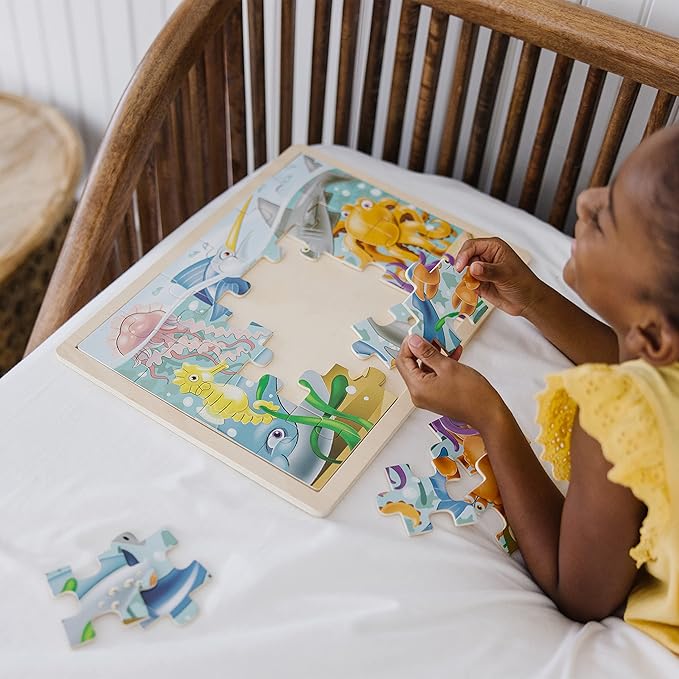 Melissa & Doug Under The Sea Ocean Animals Wooden Jigsaw Puzzle with Storage Tray (24 pcs)