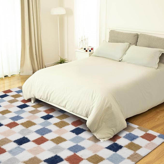 Super Soft Rug for Bedroom, 4x6 Ft Rainbow Area Rug Classic Checkered Shaggy Rug Anti-Skid High Pile Soft Fluffy Fuzzy Carpet for Living Room Bedroom Kids Room Nursery, Dorm Home Decor
