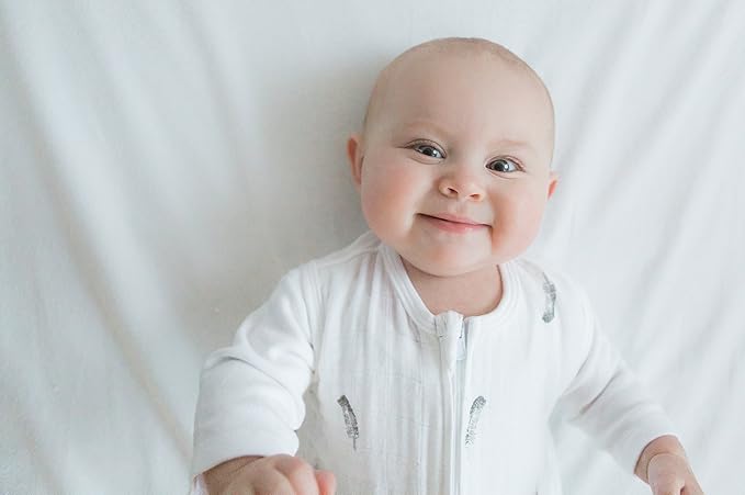 Amazing Baby Cotton Muslin Sleeping Sack, For Baby Boy or Girl, Wearable Blanket with 2-way Zipper, Little Feather, Black, Small (0-6 Month)